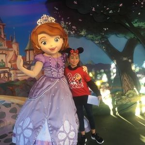 Meet your Posher, Cindy